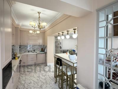 5-бөлмелі пәтер · 150 м² · 2/3 қабат, Мкр. Ерменсай, 71/4 71/4, бағасы: 1.8 млн ₸ в Алматы, Бостандыкский р-н