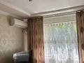 3-комнатная квартира · 65 м² · 2/5 этаж, 8-й микрорайон 13 — ул Уркимбаева за 240 000 ₸ в Шымкенте, Туран р-н — фото 2