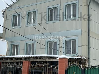 Отдельный дом · 7 комнат · 421.4 м² · 10 сот., мкр Атырау за 70 млн ₸