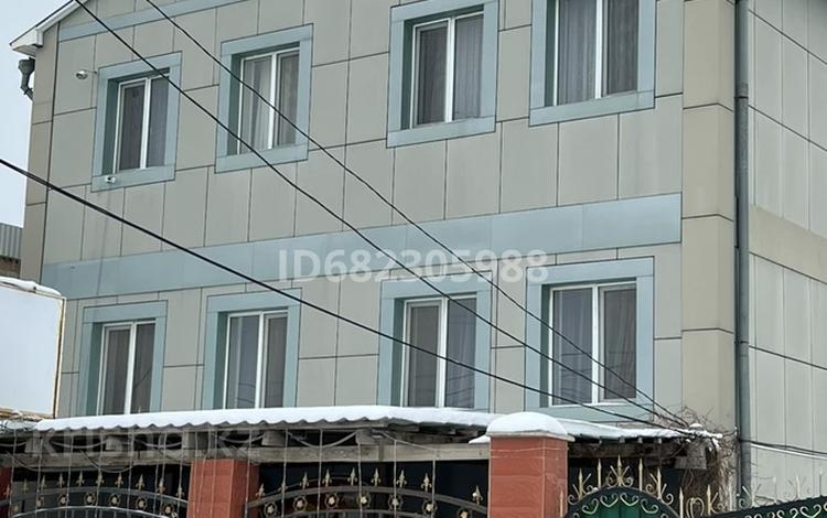Отдельный дом · 7 комнат · 421.4 м² · 10 сот., мкр Атырау за 70 млн ₸ — фото 20