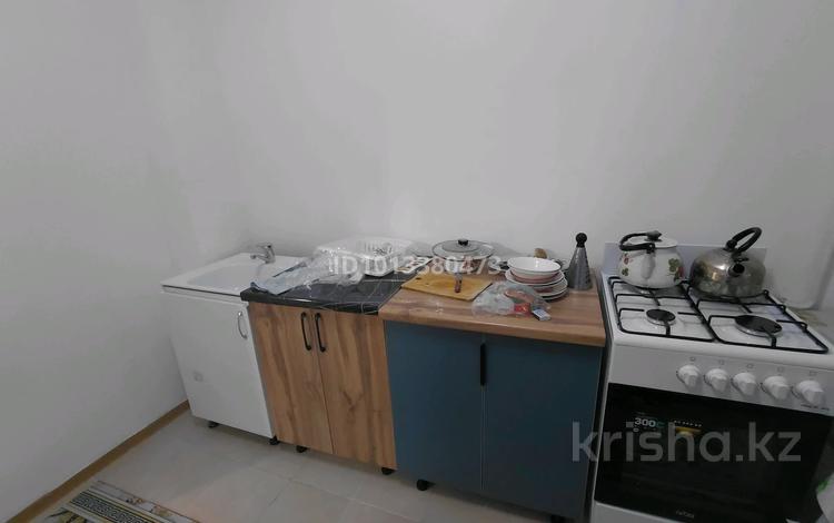 1-бөлмелі пәтер · 32 м² · 1/5 қабат, Жандосова 35, бағасы: 230 000 ₸ в Алматы, Бостандыкский р-н — фото 2