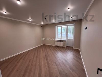 Пәтерлер в Западно-Казахстанской обл.: 1-бөлмелі пәтер · 50 м² · 4/6 қабат, Желтоксан 1В — Караван, бағасы: 21.5 млн 〒 1-бөлмелі пәтер · 50 м² · 4/6 қабат, Желтоксан 1В — Караван, бағасы: 21.5 млн 〒 в Уральске