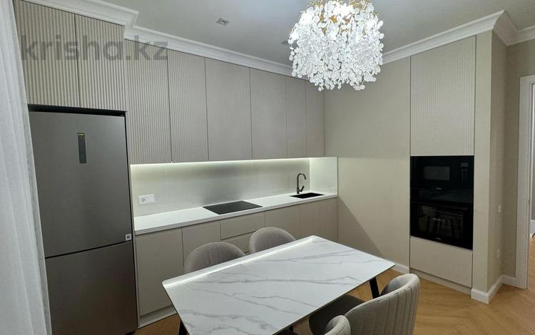 3-бөлмелі пәтер · 110 м² · 3/11 қабат, Жарокова 370, бағасы: 138 млн ₸ в Алматы, Бостандыкский р-н — фото 2