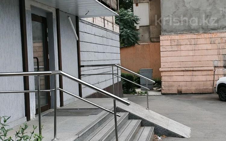 Еркін, дүкендер мен бутиктер, сұлулық салондары, медорталықтар мен дәріханалар, білім орталықтары · 80 м², бағасы: 1.8 млн ₸ в Алматы, Медеуский р-н — фото 2