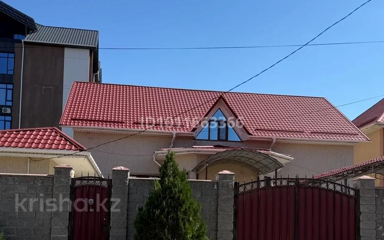 Отдельный дом · 6 комнат · 305 м² · 8 сот., Дулати 33 за 120 млн ₸ в Таразе — фото 2