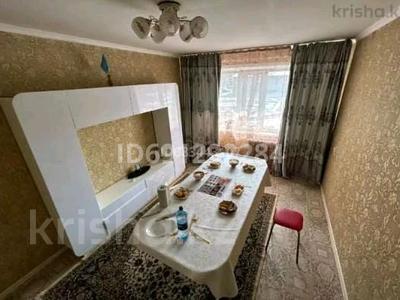 2-бөлмелі пәтер · 43 м² · 1/5 қабат, Майкудук, Майкудук, 15й микрорайон 15 — Рынка, бағасы: 13 млн ₸ в Караганде, Алихана Бокейханова р-н