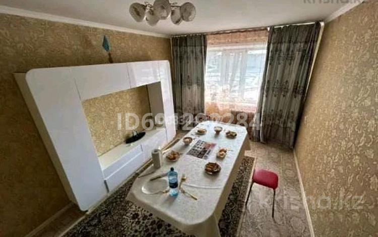 2-бөлмелі пәтер · 43 м² · 1/5 қабат, Майкудук, Майкудук, 15й микрорайон 15 — Рынка, бағасы: 13 млн ₸ в Караганде, Алихана Бокейханова р-н — фото 7