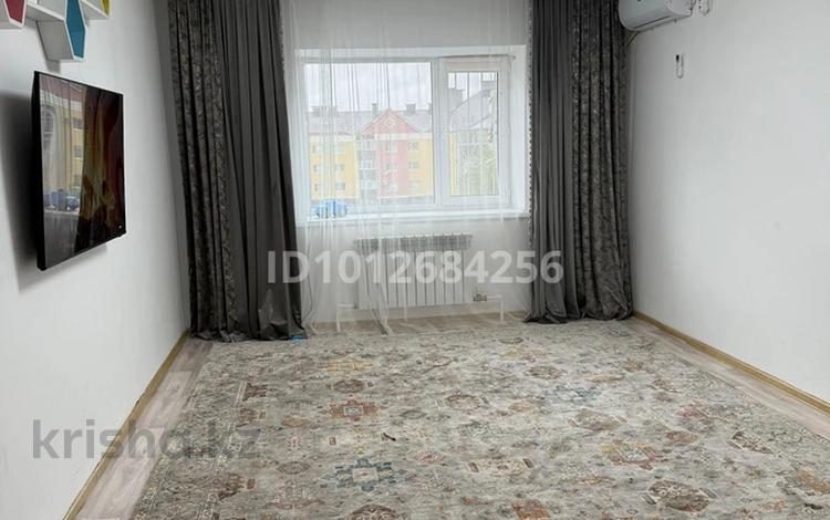 2-бөлмелі пәтер · 60 м² · 4/4 қабат, Нур Актобе, Каргалы 1 мкр 32 — 1 мкр, 32 дом, бағасы: 18.7 млн ₸ — фото 2