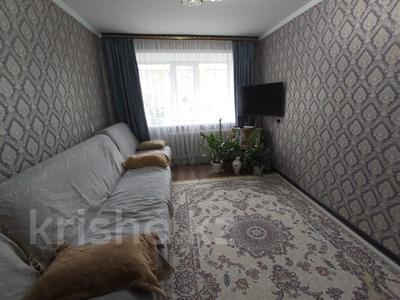 3-комнатная квартира, 58 м², 2/5 этаж, Академика Чокина 143 за ~ 16.6 млн 〒 в Павлодаре