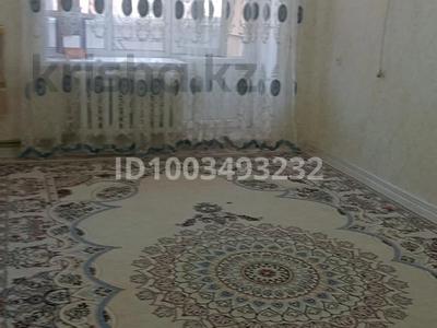 2-бөлмелі пәтер · 58 м² · 2/5 қабат, Жетікөл 32а 32а — Титов Қызылорда супермаркеті арты, бағасы: 80 000 〒 в 