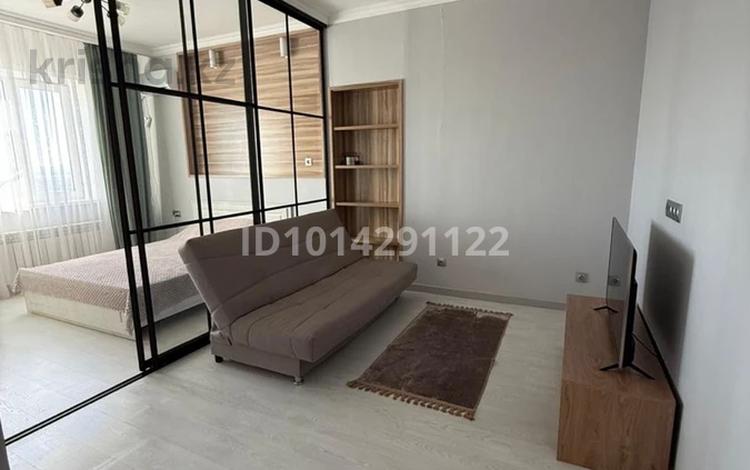 1-комнатная квартира · 45 м² · 16/16 этаж, Ержанова 34/1 за 33 млн ₸ в Караганде, Казыбек би р-н — фото 2