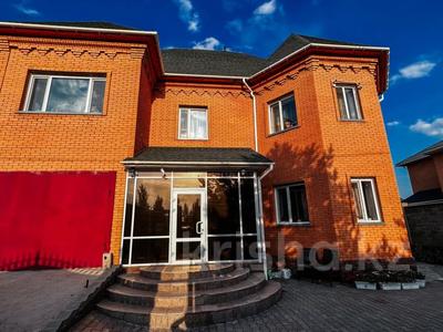 Отдельный дом · 6 комнат · 340 м² · 10 сот., Кабанбай батыра за 88 млн 〒 в Косшы