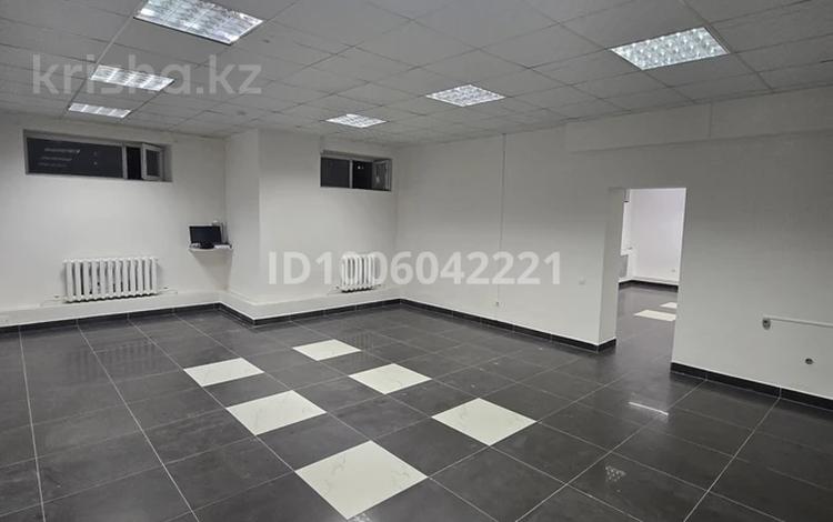 Свободное назначение · 82.2 м² за 300 000 ₸ в Астане, Сарайшык р-н — фото 11