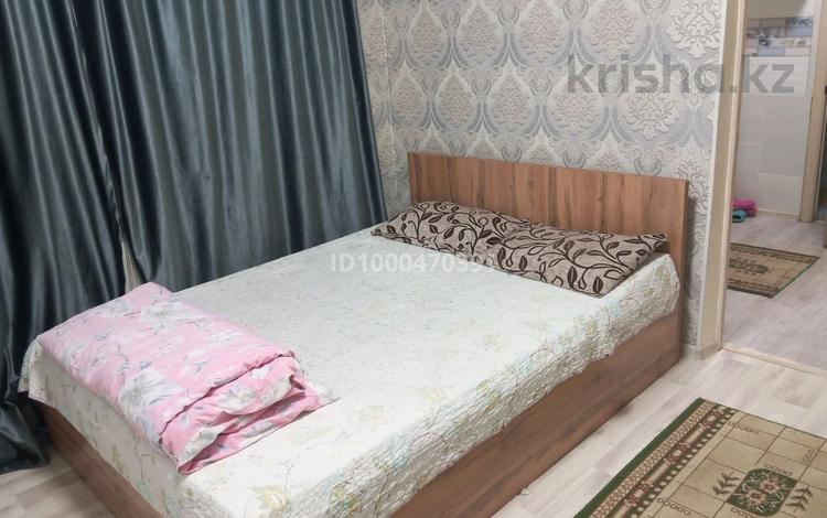 1-комнатная квартира · 30 м² · 1/5 этаж, Тынышбаева 1 — Сейфуллина за 2 000 〒 в Алматы, Турксибский р-н — фото 2