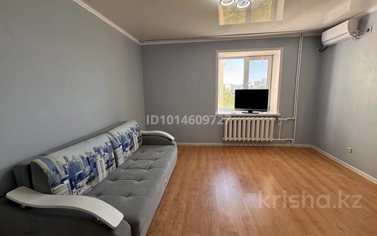 1-комнатная квартира · 47 м² · 4/5 этаж, мкр Жана Орда 22 за 150 000 ₸ в Уральске — фото 2