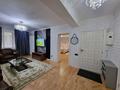 3-бөлмелі пәтер · 90 м² · 3/7 қабат, мкр Самал-1 39, бағасы: 35 000 ₸ в Алматы, Медеуский р-н — фото 4