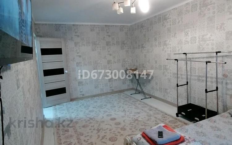 1-комнатная квартира · 33 м² · 1/9 этаж, Бирлик 25 — Жангир хана за 9 000 ₸ в Уральске — фото 4