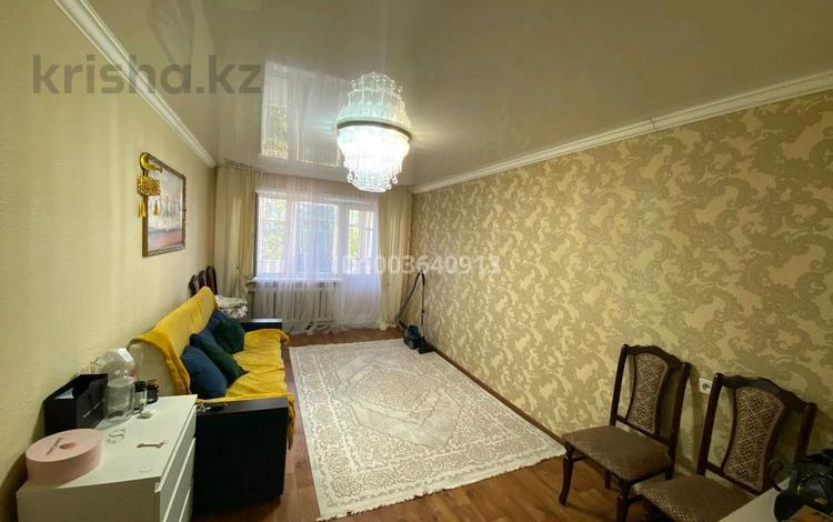 2-бөлмелі пәтер · 46 м² · 5/5 қабат, мкр Юго-Восток, Мкр Юго-Восток, 28й микрорайон 17 — Рынок Арай, бағасы: 17 млн ₸ в Караганде, Казыбек би р-н — фото 2