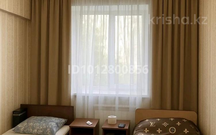 4 бөлме · 100 м² · 4/8 қабат, Абая 208 — Тилендиева, бағасы: 70 000 ₸ в Алматы, Бостандыкский р-н — фото 2