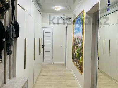 2-комнатная квартира, 51 м², мкр Акбулак, 1-я улица 43 за 29.5 млн 〒 в Алматы, Алатауский р-н