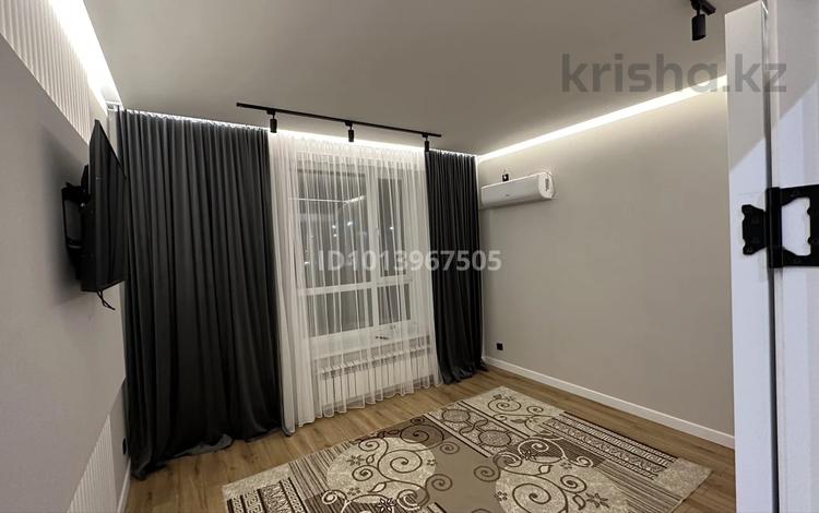 1-комнатная квартира · 38.7 м² · 5/9 этаж, Шамши Калдаяков 58 за 250 000 ₸ в Астане, Сарайшык р-н — фото 2