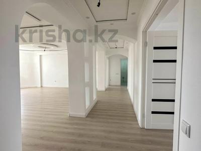 4-бөлмелі пәтер · 155.8 м² · 9/9 қабат, Бирлик 46/3, бағасы: 48 млн ₸ в Талдыкоргане, мкр Бирлик