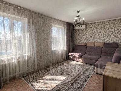 3-бөлмелі пәтер · 56 м² · 4/5 қабат, 5мкр, бағасы: 17.5 млн ₸ в Талдыкоргане, мкр Самал