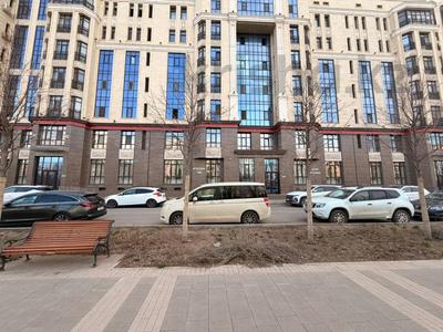 Еркін, кеңселер, дүкендер мен бутиктер, сұлулық салондары, фитнес және спорт, медорталықтар мен дәріханалар, білім орталықтары, ойын-сауық, конференц-залдар, кабинеттер және жұмыс орындары, студиялар · 360 м², бағасы: 3.6 млн ₸ в Астане