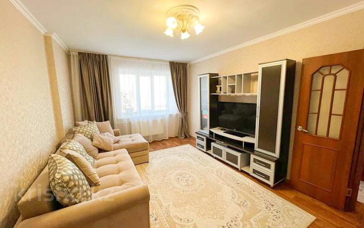 3-комнатная квартира · 76 м² · 10/10 этаж, Азербаева за 31.5 млн ₸ в Астане, Сарайшык р-н — фото 7
