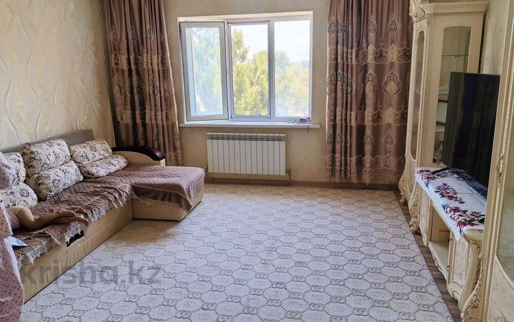 2-комнатная квартира · 88 м² · 6/9 этаж, Столетова 13 за 380 000 ₸ в Алматы, Жетысуский р-н — фото 2