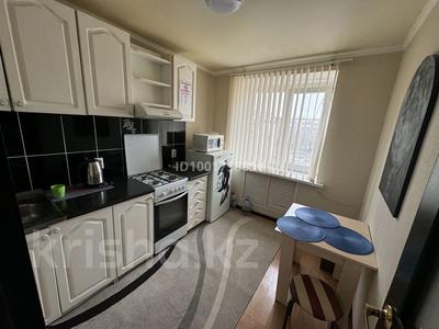 1-комнатная квартира · 40 м² · 5/5 этаж, Кердери 137 — проспект абая, ул курмангазы. школьник. универмаг за 2 500 ₸ в Уральске, мкр Школьник