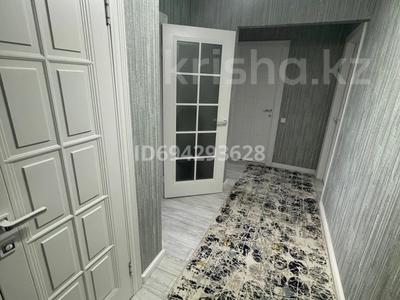 Пәтерлер в Алматинской обл.: 2-бөлмелі пәтер · 51.8 м² · 4/5 қабат, Рыскулова 189, бағасы: 25 млн 〒 2-бөлмелі пәтер · 51.8 м² · 4/5 қабат, Рыскулова 189, бағасы: 25 млн 〒 в Талгаре