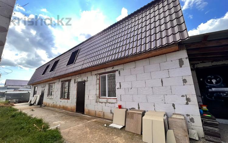 Жеке үй • 4 бөлмелер • 200 м² • 10 сот., мкр Уркер 91, бағасы: 29 млн 〒 в Астане, Есильский р-н — фото 7