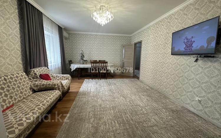 2-комнатная квартира · 72.4 м² · 11/16 этаж, мкр Мамыр-1 29/5 — Шаляпина - Момышулы за 54 млн ₸ в Алматы, Ауэзовский р-н — фото 2