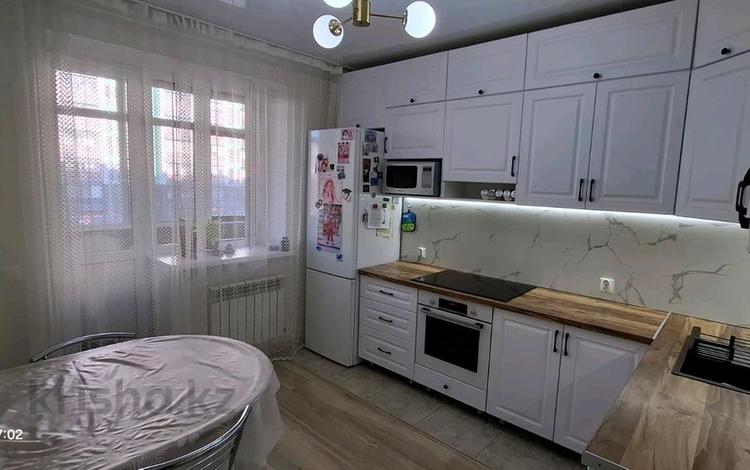 2-бөлмелі пәтер · 70.1 м² · 2/9 қабат, Толе би 50, бағасы: 40.8 млн ₸ в Астане, Есильский р-н — фото 2