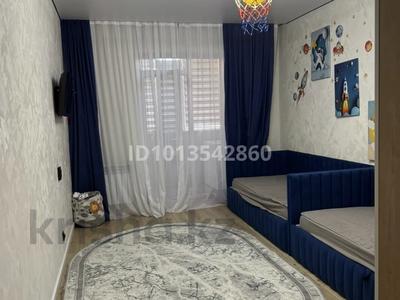 3-комнатная квартира · 80 м² · 1/5 этаж, Район Карагайлы 50 г блок 4 за 38 млн ₸ в Семее
