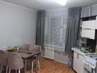 2-комнатная квартира, 90 м², 3/5 этаж, Валиханова 46 — магазин Азия за 30.8 млн 〒 в Петропавловске