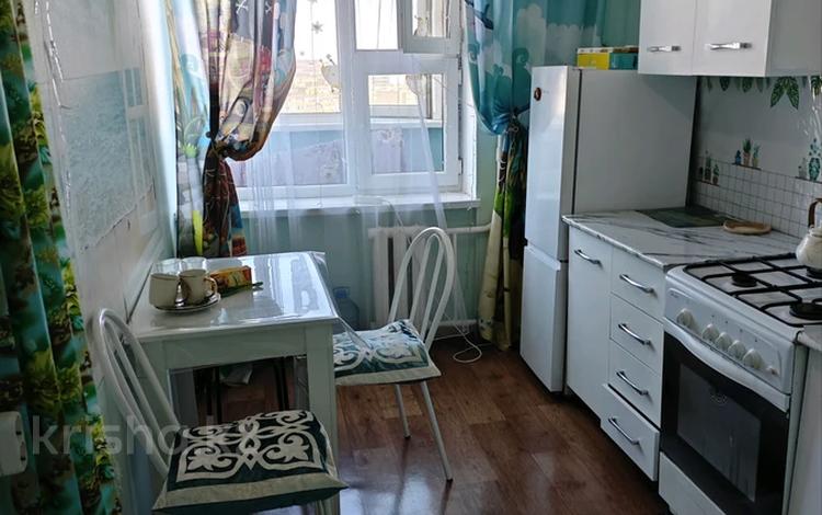 1-комнатная квартира · 37 м² · 8/10 этаж, 5-й мкр — Парк Шевченко, Дана супермаркет, Памятник Дату Мынбаева, Мята за 105 000 ₸ в Актау — фото 2