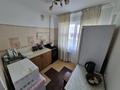 2-бөлмелі пәтер · 47 м² · 1/5 қабат, Центральный ш/а., Абая 15а, бағасы: 15 000 ₸ в Атырау, мкр Центральный — фото 2
