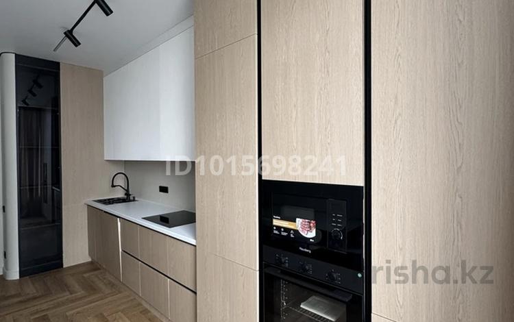 4-бөлмелі пәтер · 120 м² · 8/18 қабат, Туран 39, бағасы: 120 млн ₸ в Астане, Нура р-н — фото 2