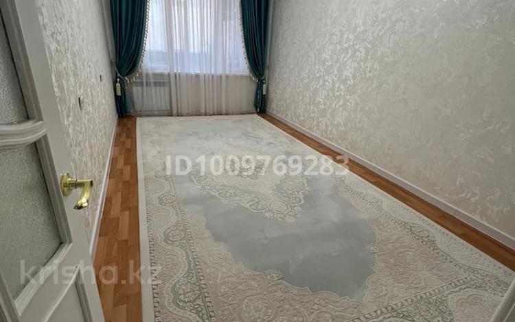 3-бөлмелі пәтер · 70 м² · 5/5 қабат, 27-й мкр, 27-ш/а. 47 — Орталықта орналасқан, Абди,Аман,Бәйтерек сауда желісіне жақын,қасында мектебімен бала бақшалары бар., бағасы: 18.5 млн ₸ в Актау — фото 2