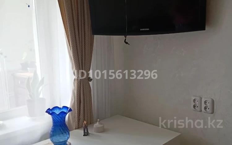 1-комнатная квартира · 38 м² · 2/5 этаж, мкр Омега, Еслямгалиулы 28 — 26 школа за 120 000 ₸ в Уральске — фото 2