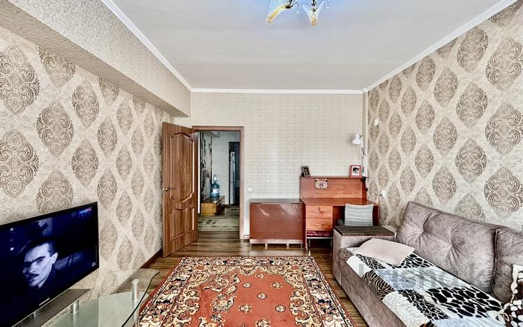 3-комнатная квартира · 68.2 м² · 6/6 этаж, мкр Жетысу-4 8 за 43 млн ₸ в Алматы, Ауэзовский р-н — фото 2