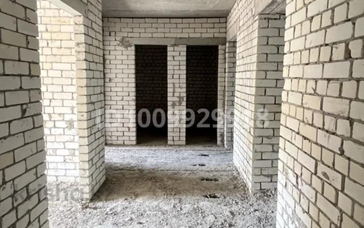 3-комнатная квартира · 96 м² · 6/6 этаж, Айталиева 1/1 за 21 млн ₸ в Уральске — фото 2
