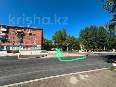 Жер телімі · 2.5 сотық, 1 1 — Центральная улица, бағасы: 11 млн ₸ в Новой бухтарме