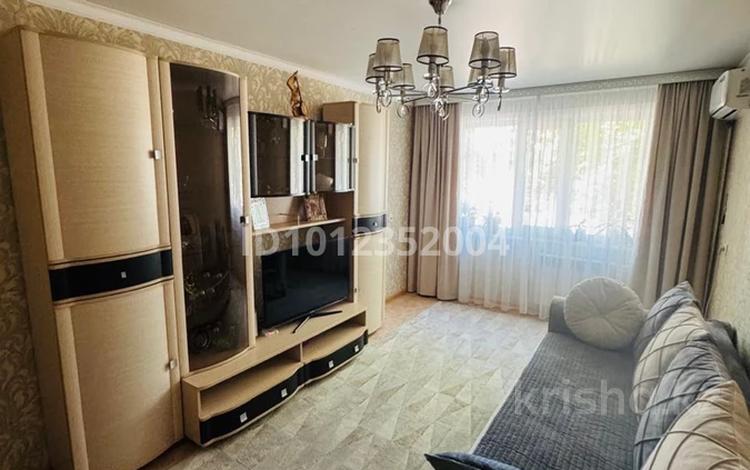 3-комнатная квартира · 61 м² · 2/5 этаж, ул. Ломова 163 за 22.9 млн ₸ в Павлодаре — фото 2