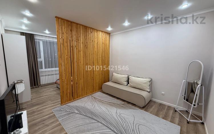 1-комнатная квартира · 46 м² · 2/9 этаж, Кабанбай батыра 64 — Рыскулова за 300 000 ₸ в Астане, Есильский р-н — фото 2