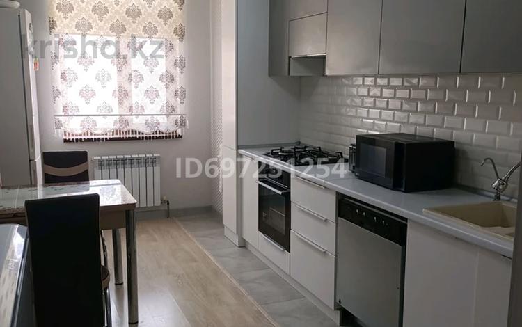 3-бөлмелі пәтер · 86.2 м² · 8/11 қабат, 16-ш/а. 57, бағасы: 32 млн ₸ в Актау, 16-й мкр  — фото 2