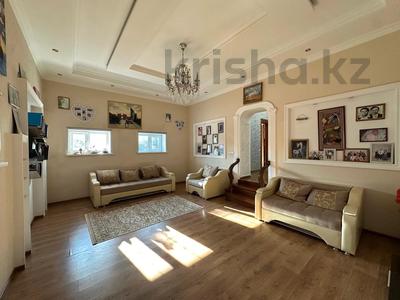 Жеке үй · 7 бөлме · 315 м² · 10 жүзд., Е 248 25, бағасы: 286 млн ₸ в Астане, Нура р-н