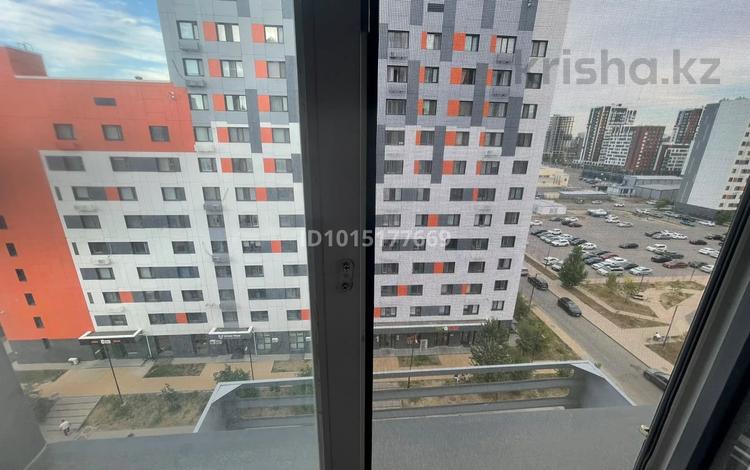 1-комнатная квартира · 37 м², Роза Багланова 4 за 200 000 ₸ в Астане, Нура р-н — фото 2